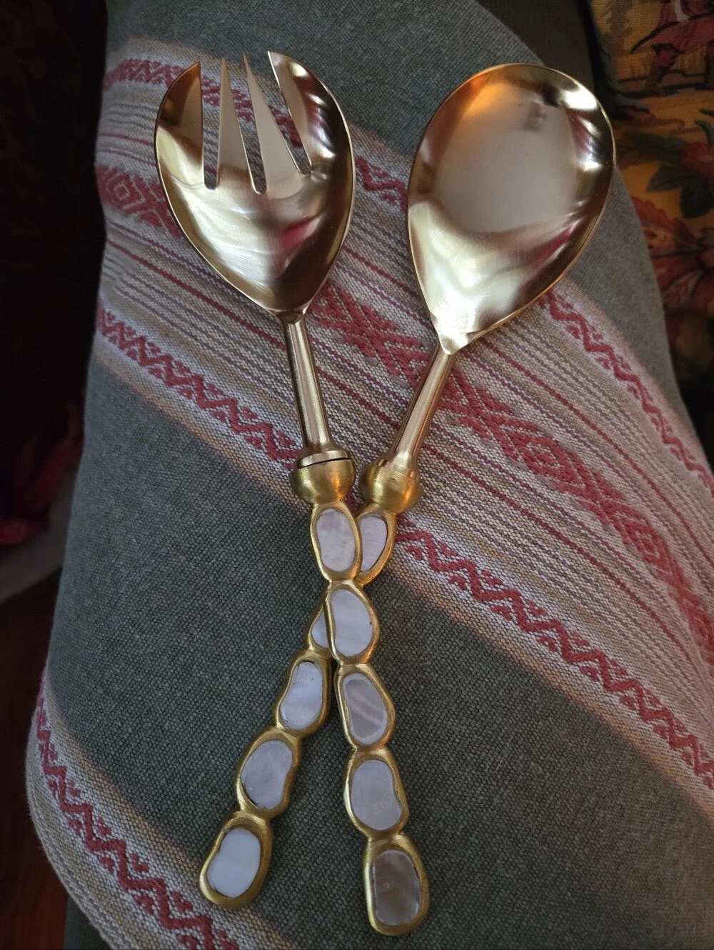 Keshi Mother Of Pearl Serving Set